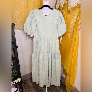 Moon River Light Green Puff Sleeve Dress Size Large